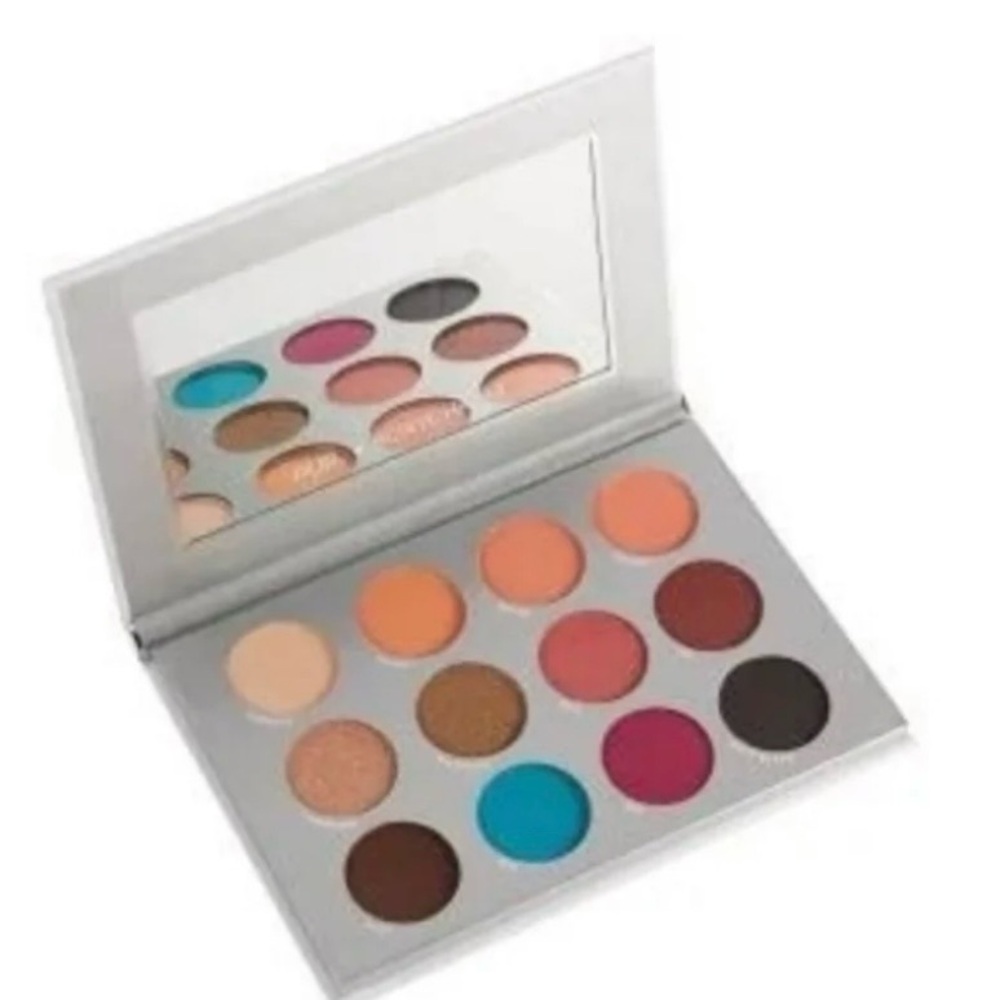 New PÜR X BoxyCharm Eyeshadow Palette